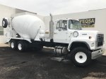 CAMION HORMIGUERO FORD L9000